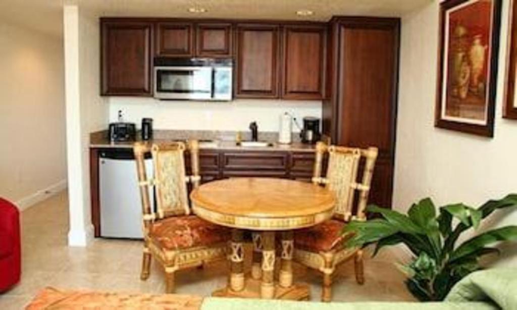 Beso Del Sol Resort 더니든 외부 사진