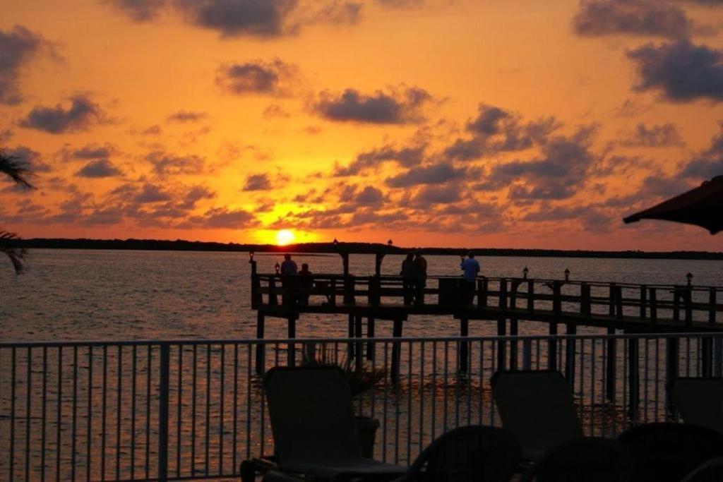 Beso Del Sol Resort 더니든 외부 사진