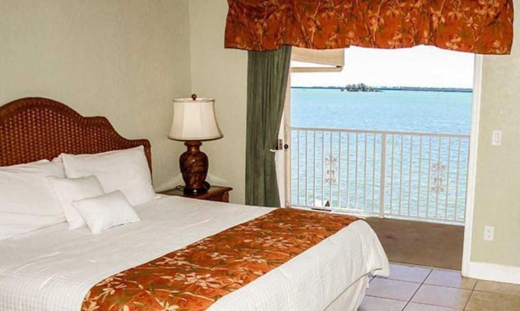 Beso Del Sol Resort 더니든 외부 사진