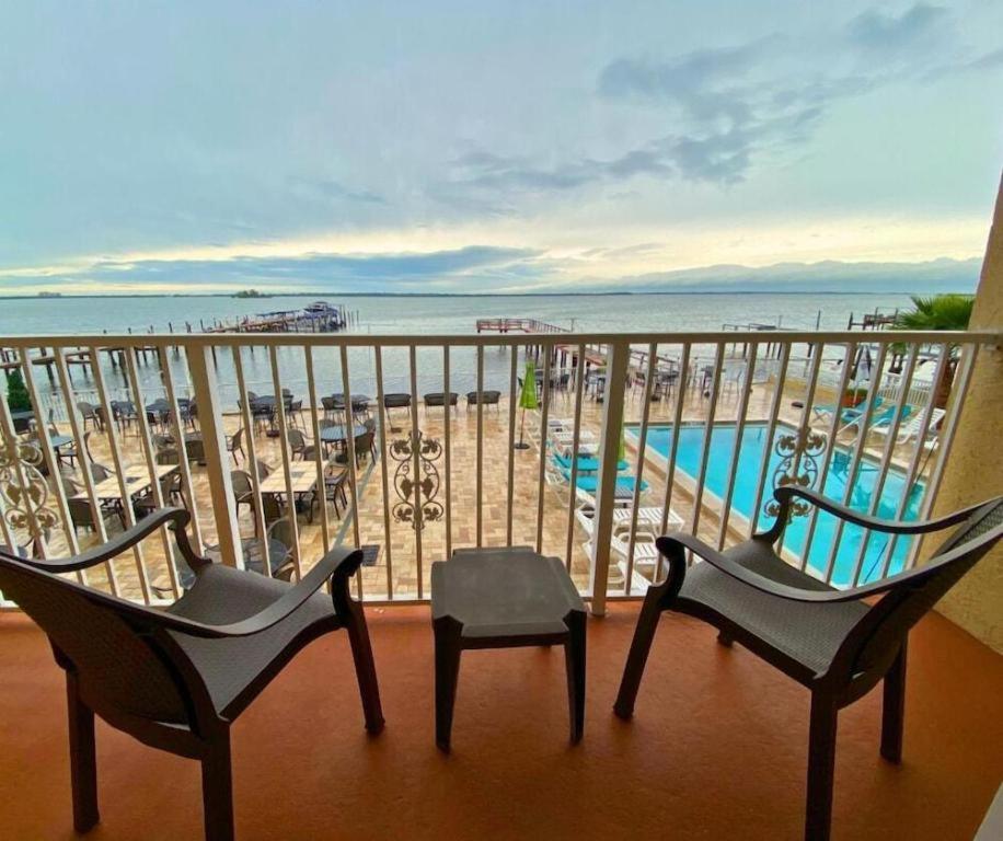Beso Del Sol Resort 더니든 외부 사진