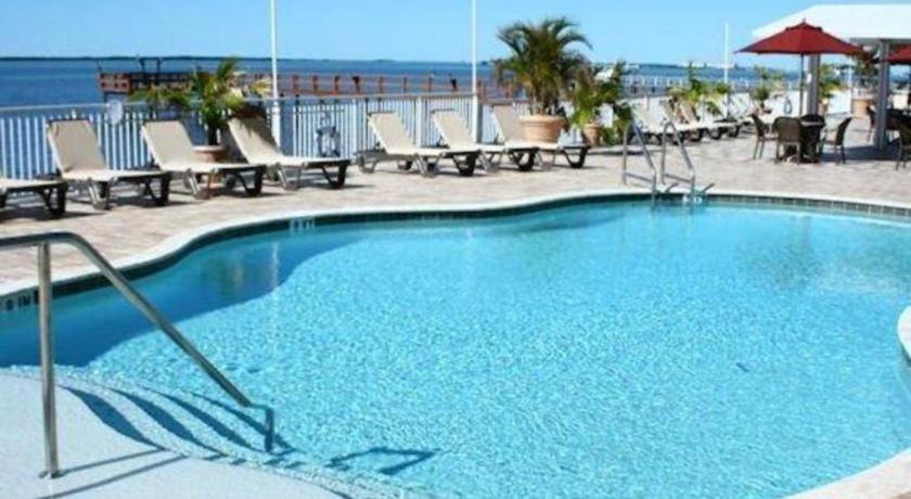 Beso Del Sol Resort 더니든 외부 사진