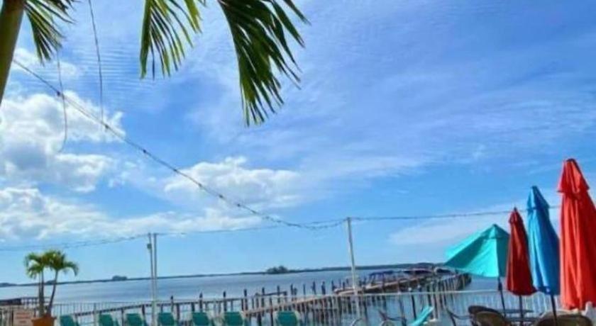 Beso Del Sol Resort 더니든 외부 사진